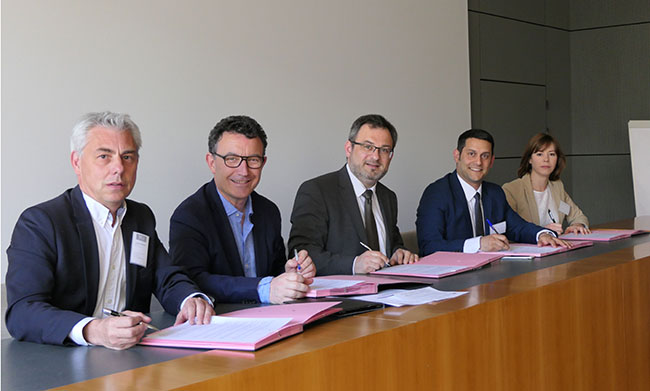 Signature de la convention de partenariat, le 19 avril 2018 au Comité Champagne.